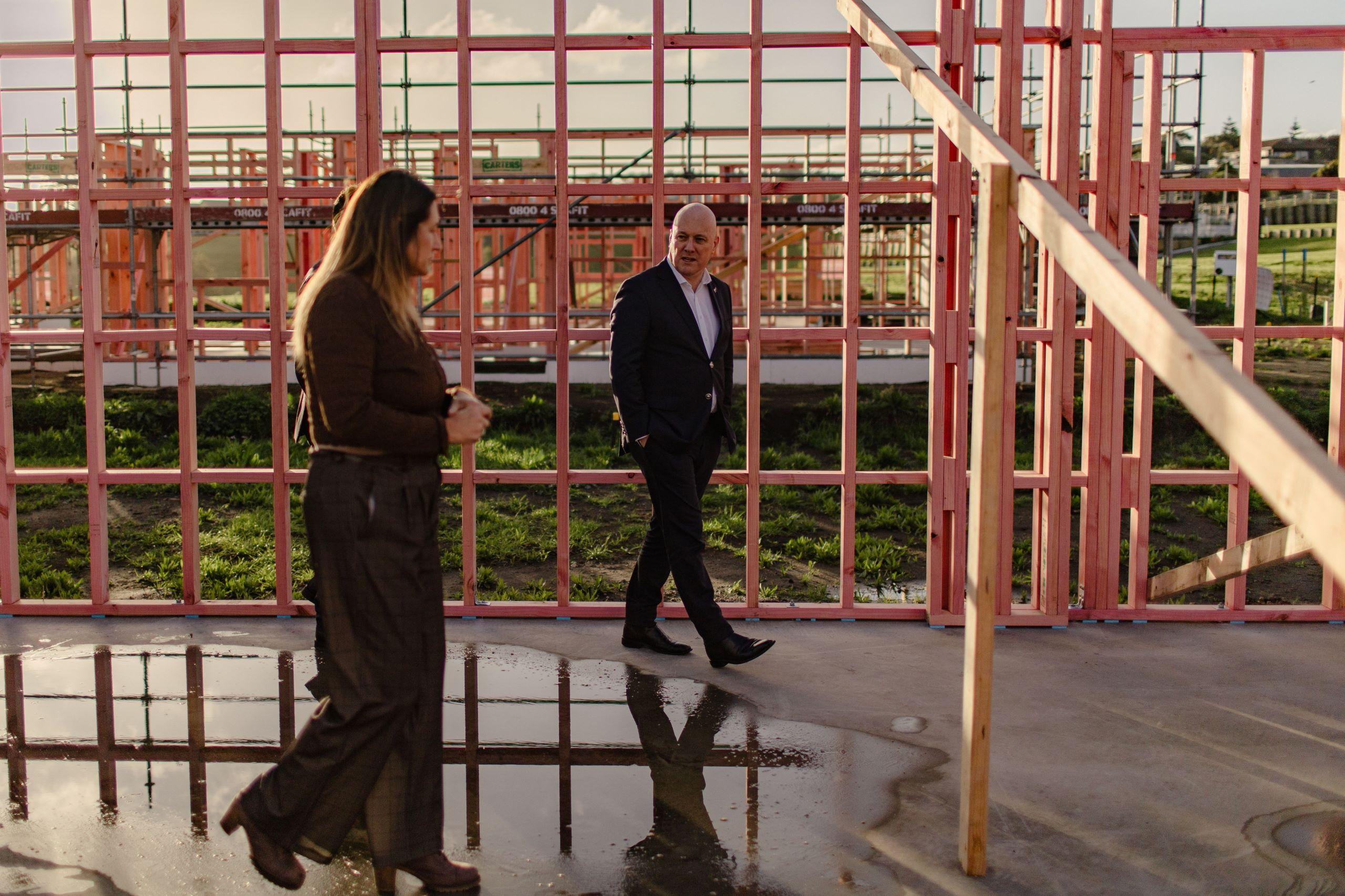 Ehaus Chris Luxon 13