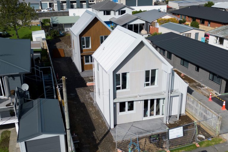 Strandon Duo - Image 10