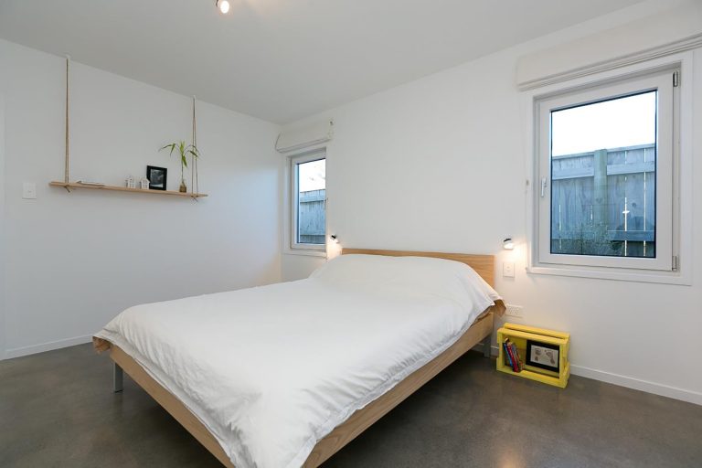 Taranaki Thornbury - Image 5