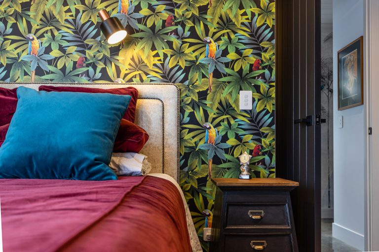 He āhuru mōwai - Image 5