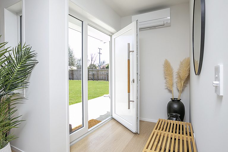 Wairarapa Carterton - Image 1