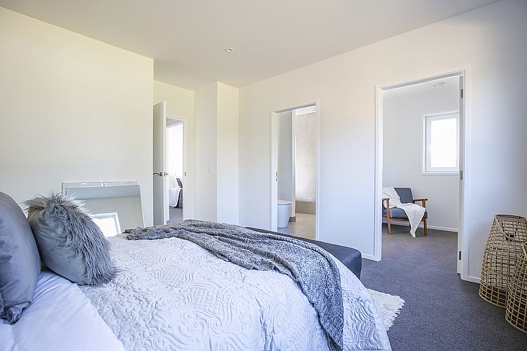 Wairarapa Carterton - Image 6