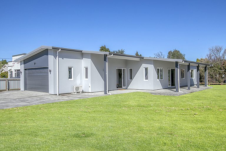 Wairarapa Carterton - Image 8