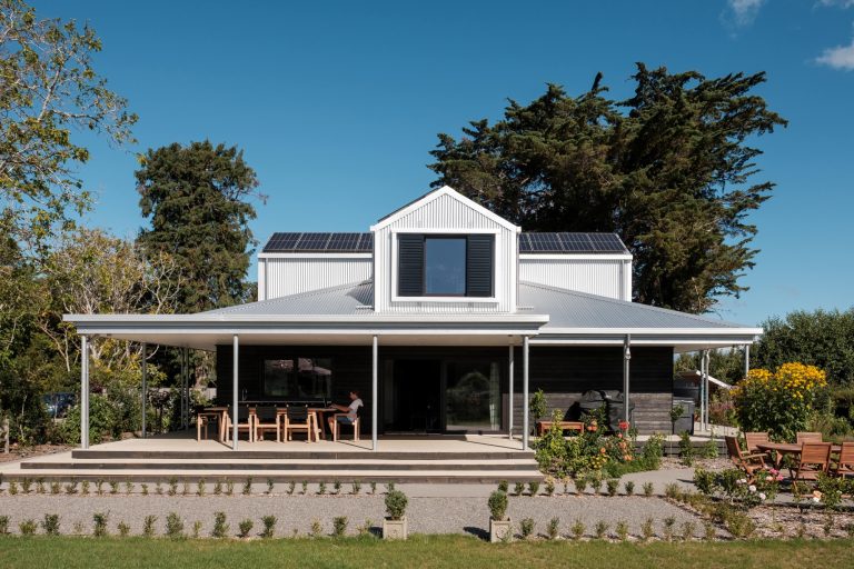 Four Corners - Image 1