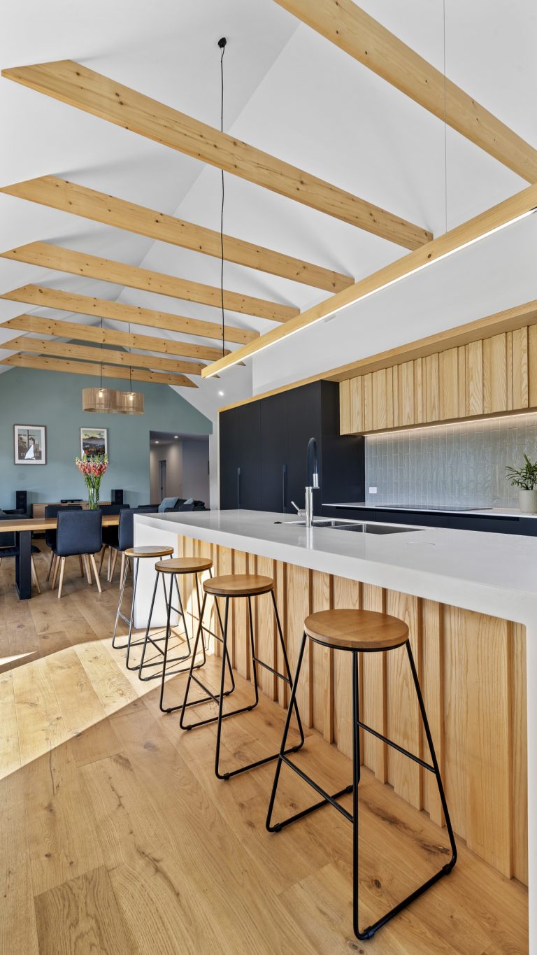 Oakura Cedar Sensation - Image 3