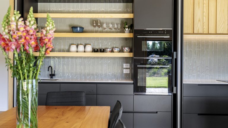 Oakura Cedar Sensation - Image 2