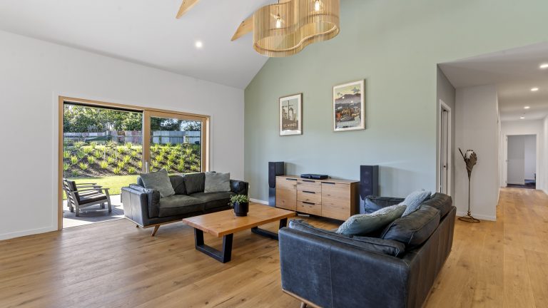 Oakura Cedar Sensation - Image 5