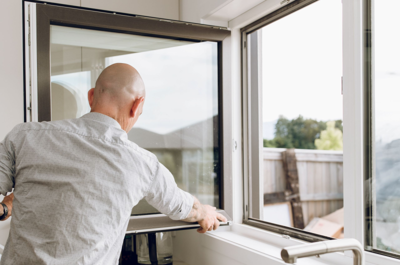 Micky Marlborough opening window